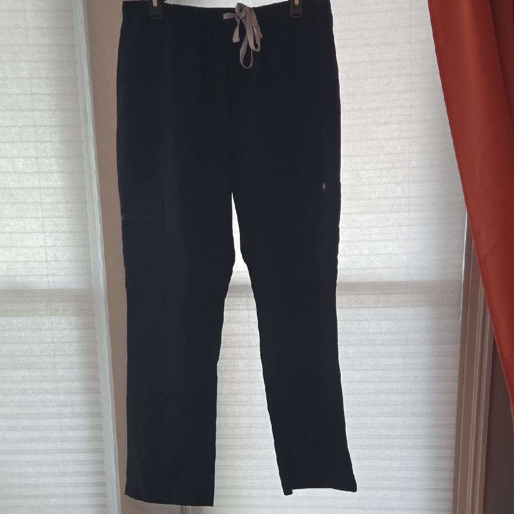 Men's Figs Cairo - Black Scrub Pant Size L with Elastic Waistband